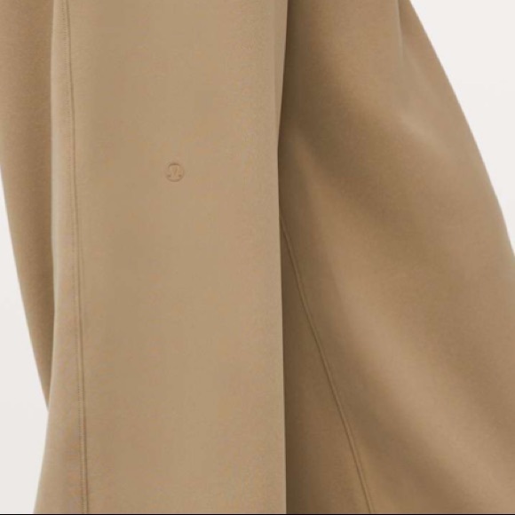 On the fly wide leg pant relaxed fit lululemon new - Picture 3 of 7